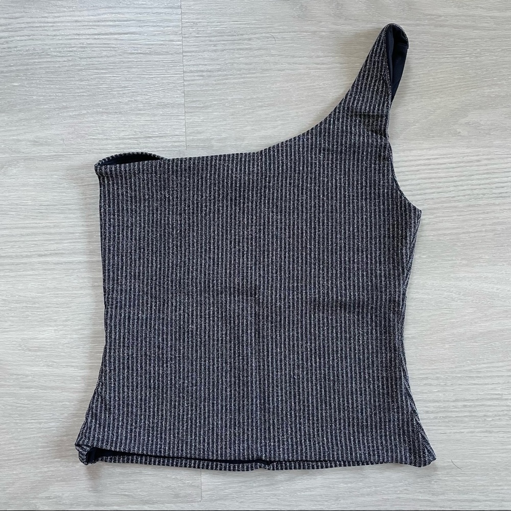 KOOKAI One Strap Top - Picture 2 of 3